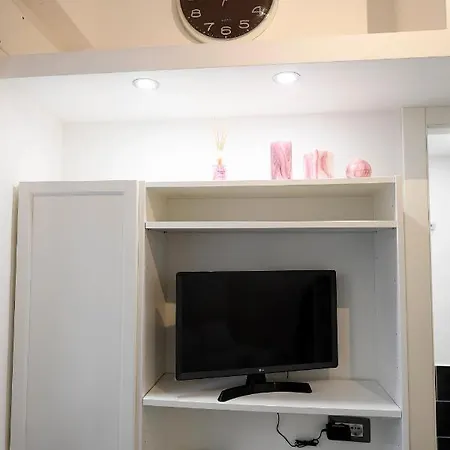 San Vito - Monti Apartman Róma